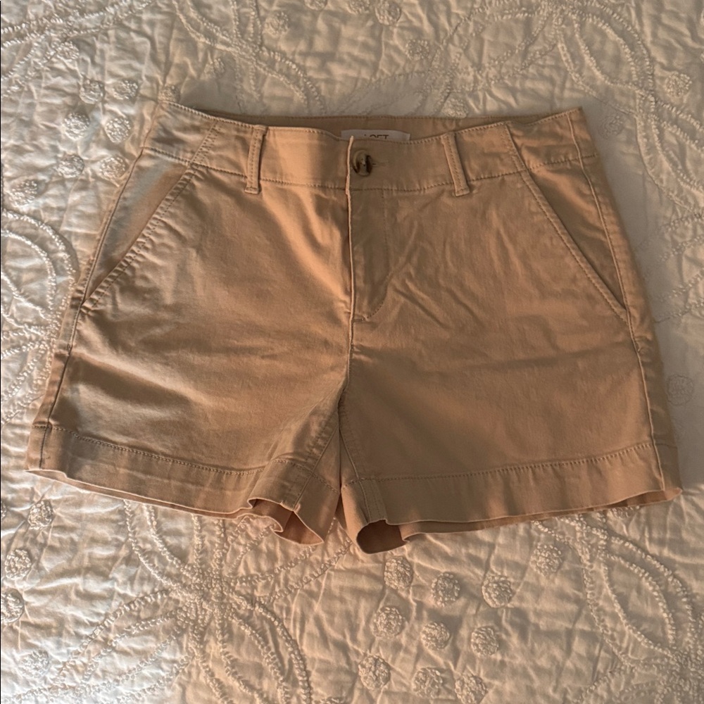 NWOT Loft Monroe shorts